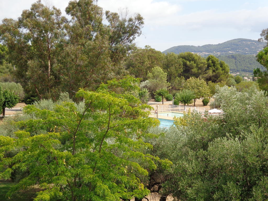 Apartamento Le Domaine Des Oliviers Saint-Cyr-sur-Mer Exterior foto